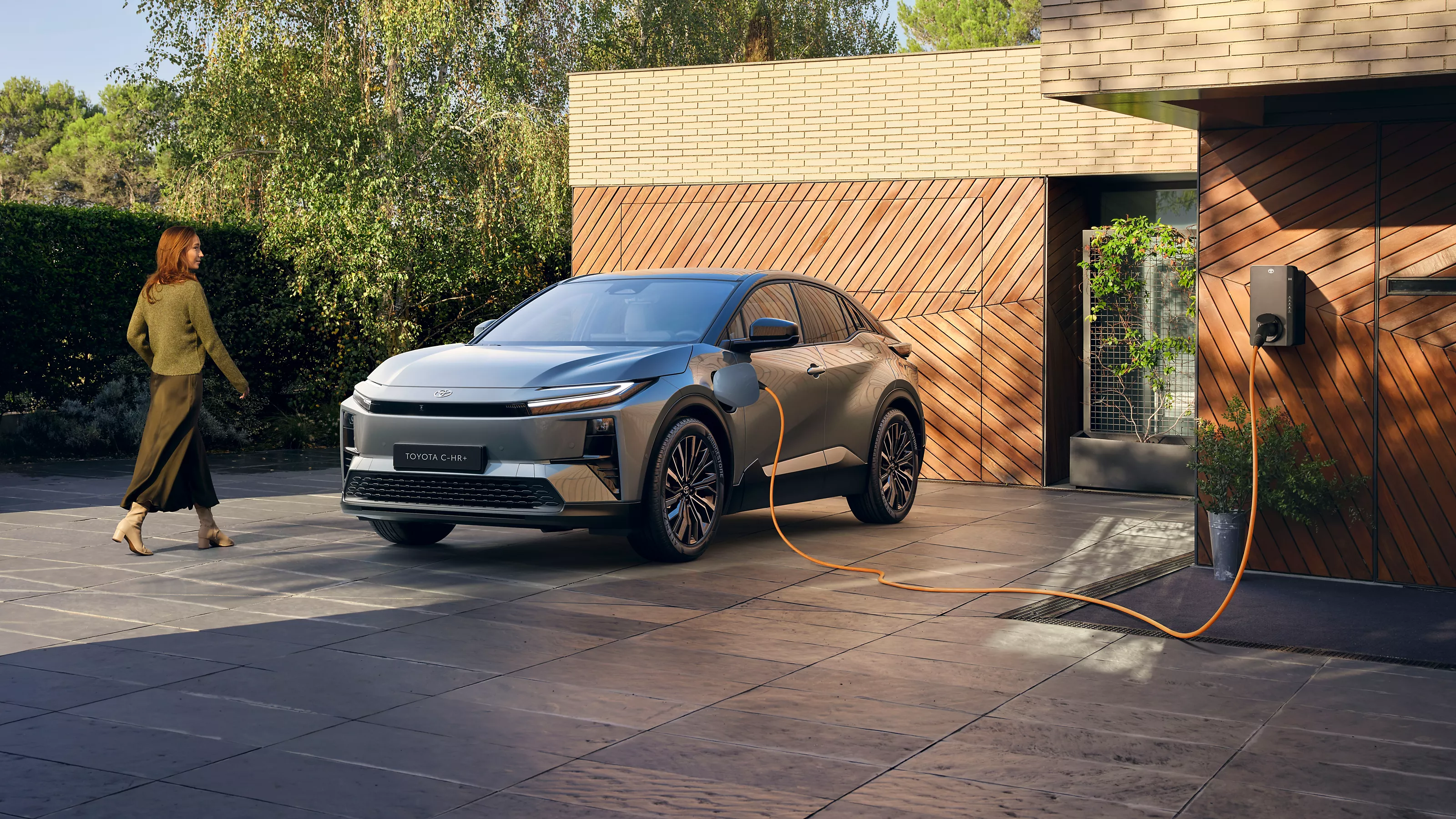 der neue C-HR+